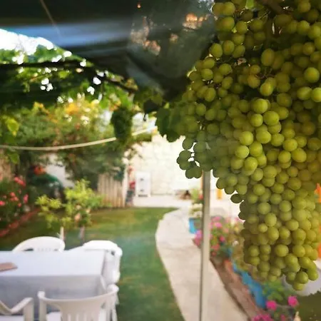 شقة Lovely Duplex With Garden In The Center Of Alacati, Cesme ألاتشاتي